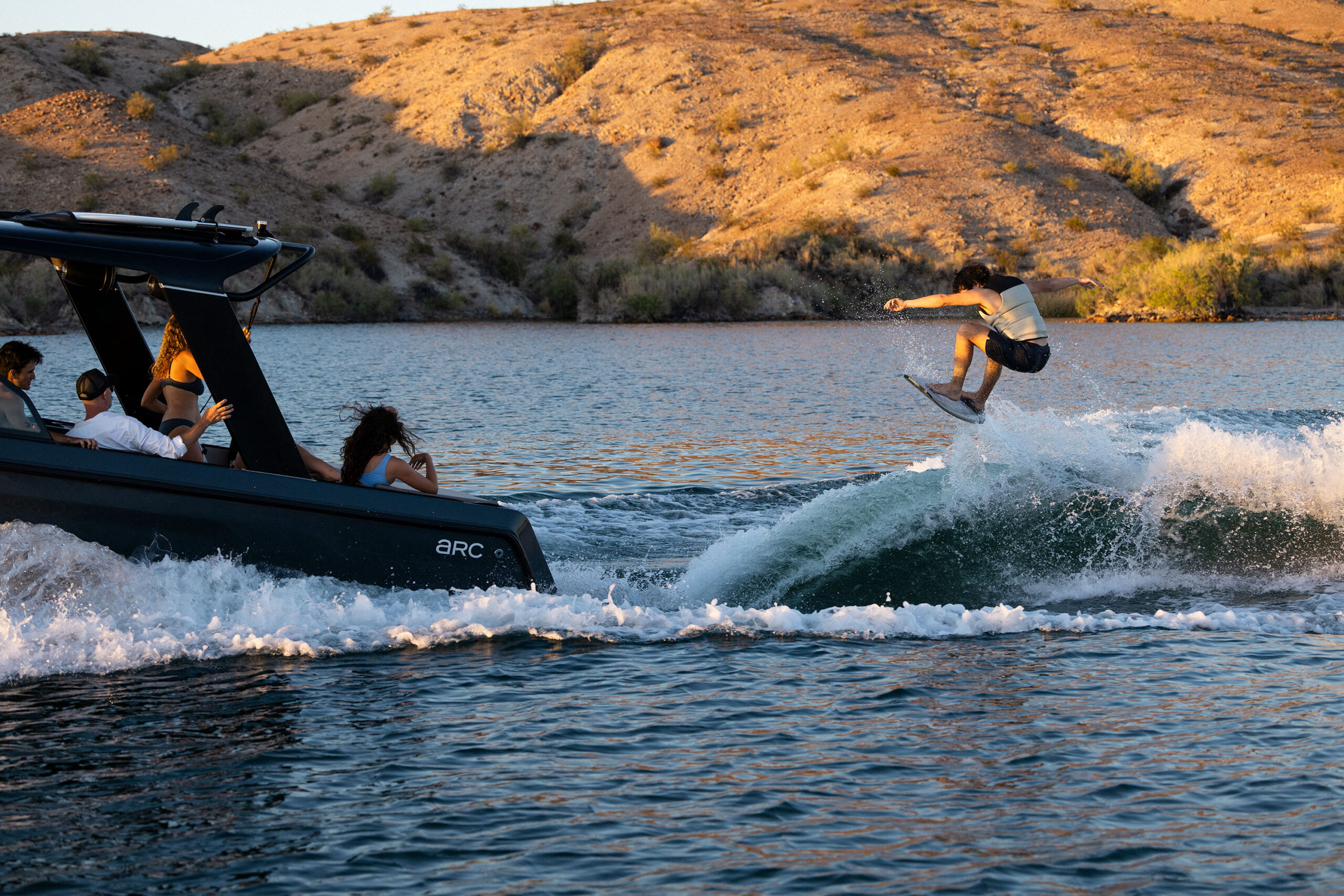 05-Arc-Sport-Surf